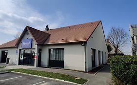 Kyriad Fontenay - Trésigny